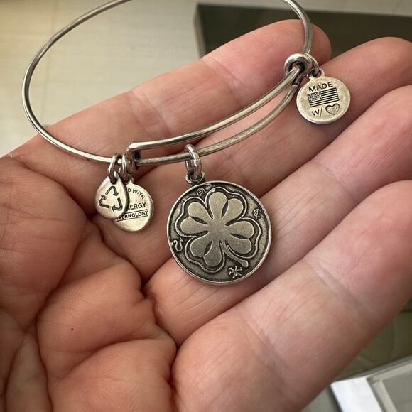 Alex and And Four Leaf Clover Shamrock Bangle Bracelet - Picture 3 of 4
